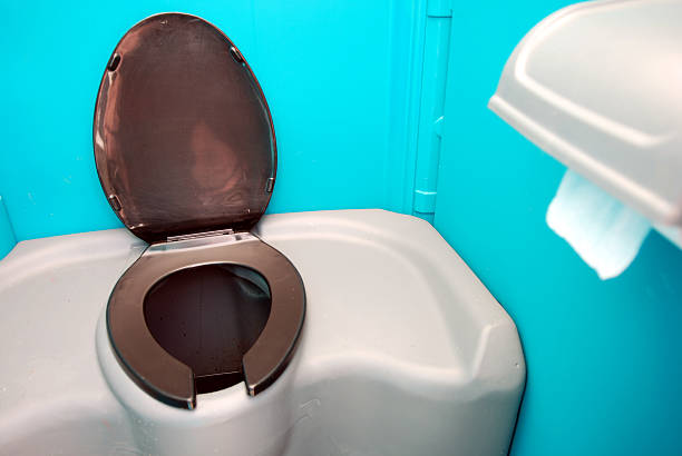 Portable Toilet Options We Offer in Ellettsville, IN